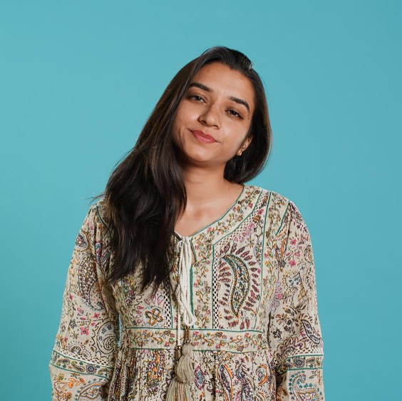 Pooja Gupta – Down 2 Inches on the Waist!